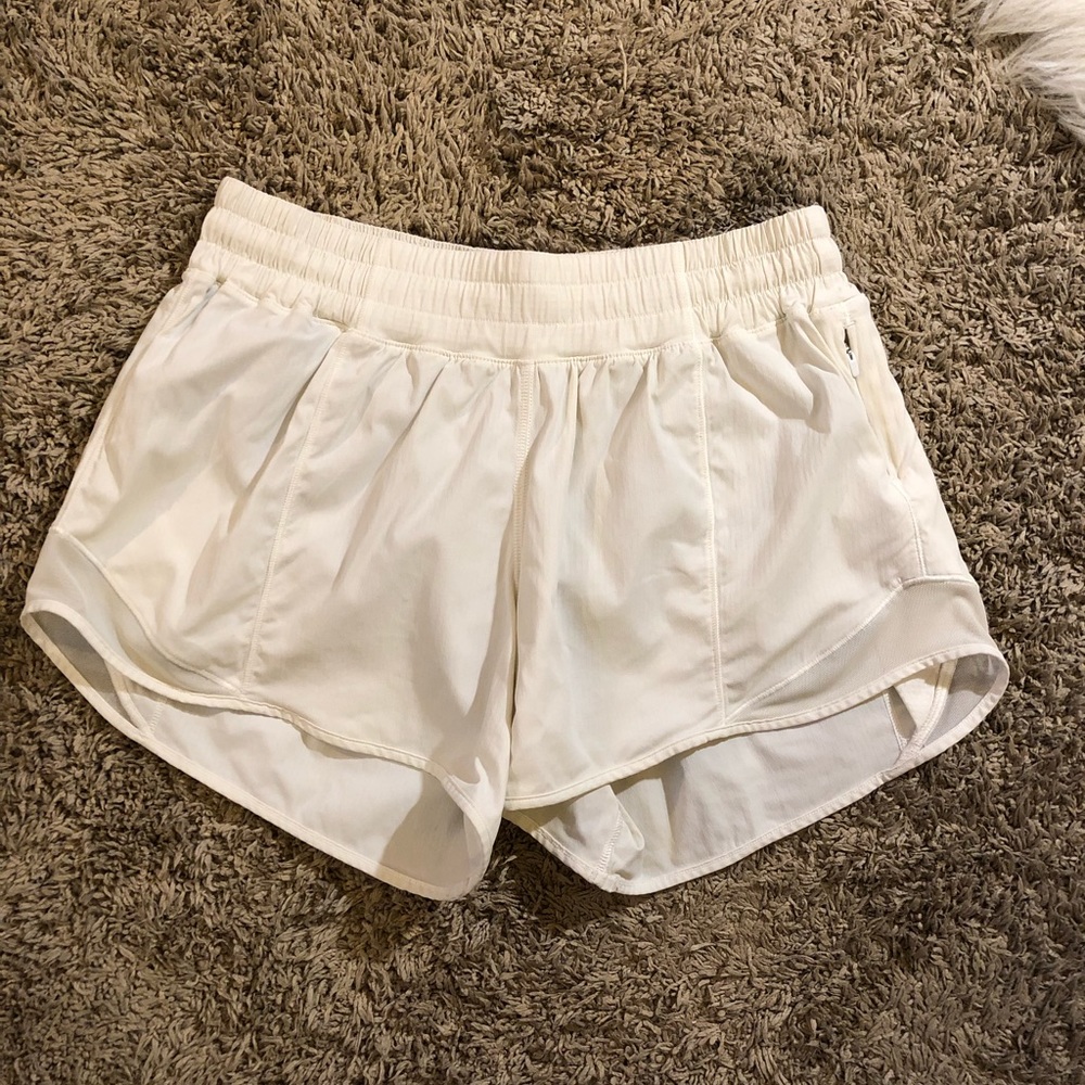 Lululemon hotty hot white athletic shorts. Size 6.